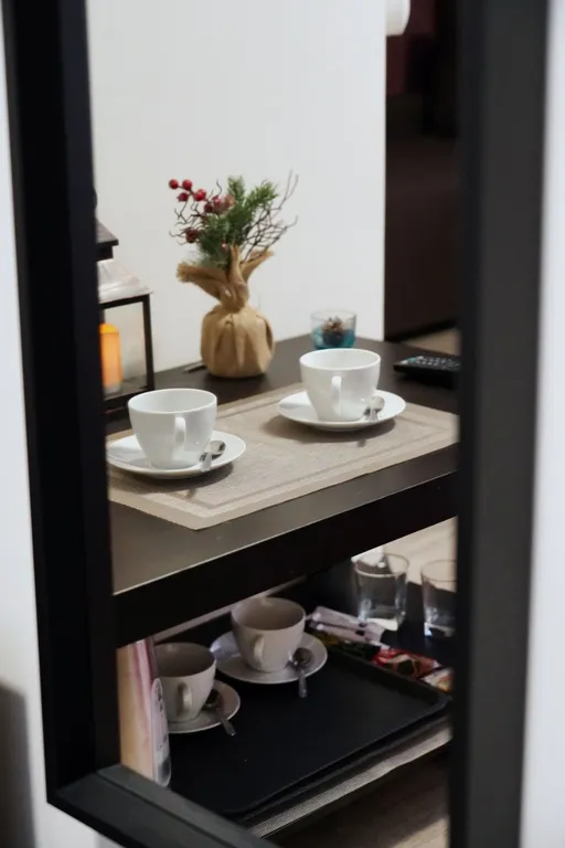 Домик в сосновом бору с видом на горы и лес