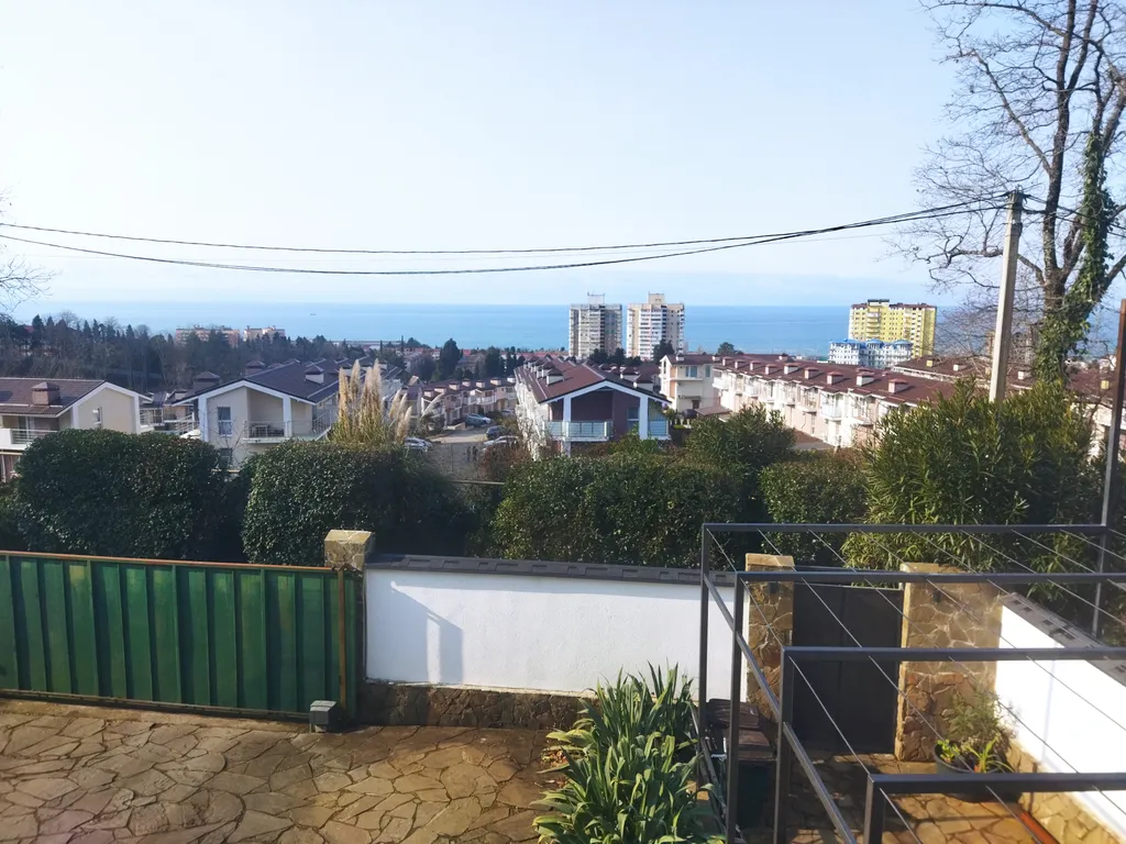 3-комнатная квартира в доме с видом на горы и море