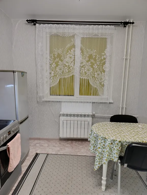 Уютная квартира недалеко от СКК Галактика