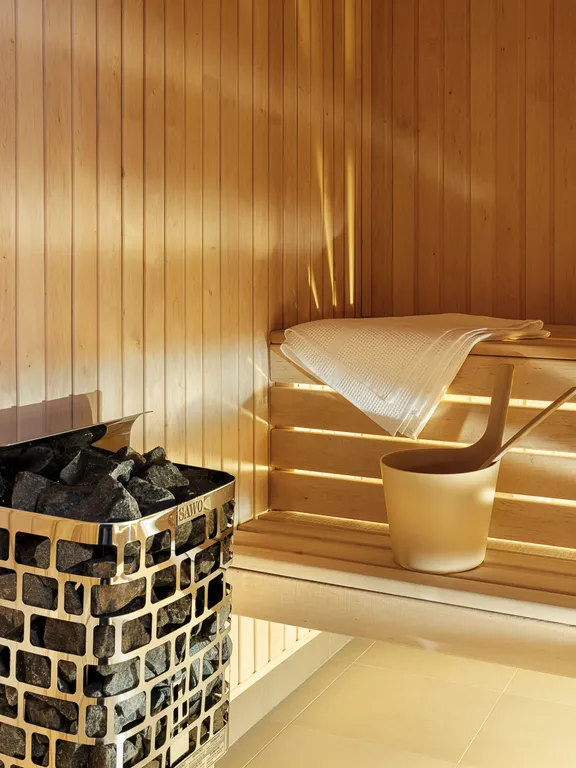 Дом Шерл с террасой и сауной в черте города