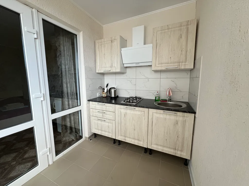 Двухкомнатный дом с кухней на 2 этаже