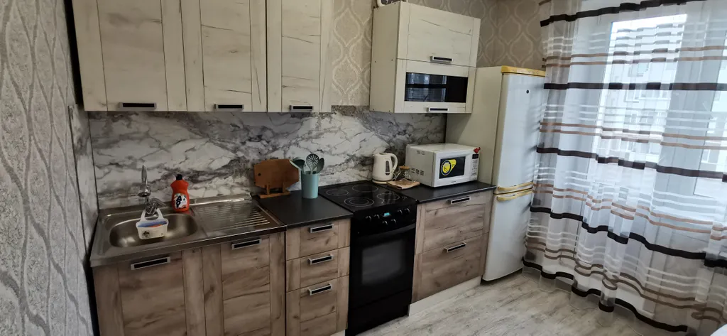 Уютная современная квартира — аренда посуточно в Братск