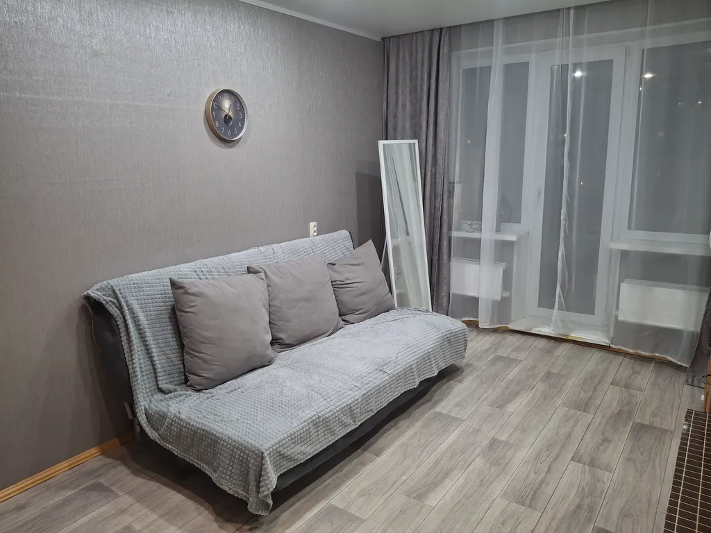 Квартира Светлая, теплая, уютная квартира в центре города — Челябинск