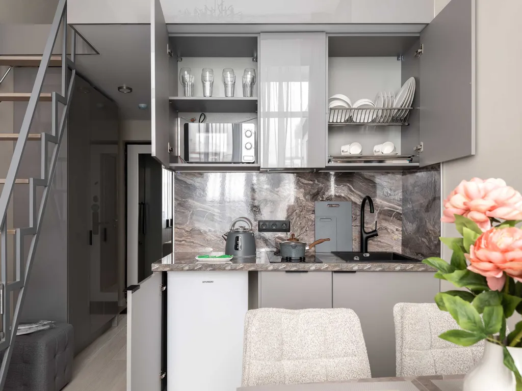 Квартира Квартира Уютная студия у метро с бесконтактным заездом, отчётными документами — Москва