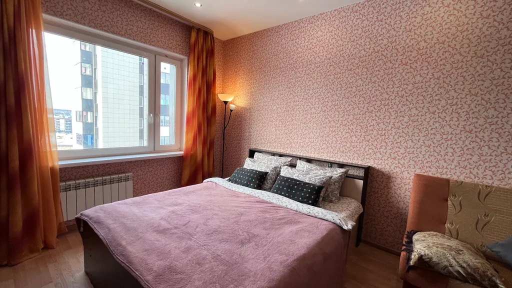 Большие и светлые апартаменты с лоджией в центре Древлянки