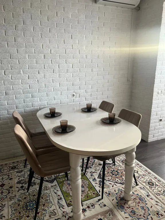 Квартира в стиле лофт на правом берегу столицы