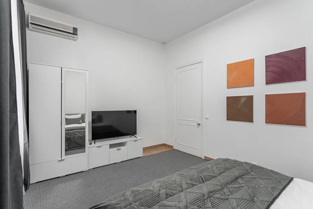 Просторная трёхкомнатная квартира в самом центре