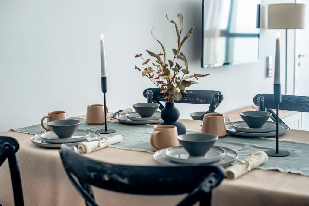 Ocean Breeze Retreat - Sea View Aesthetics