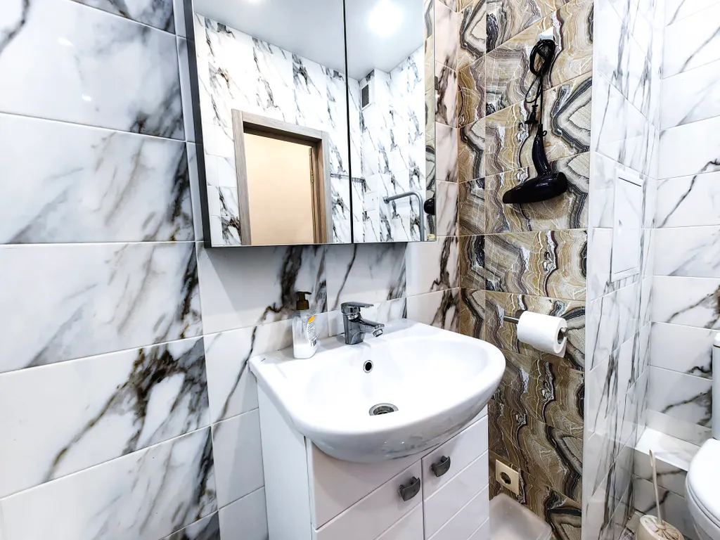 Однушка у клиники МРНЦ