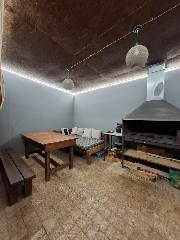 Семейный дом на берегу моря