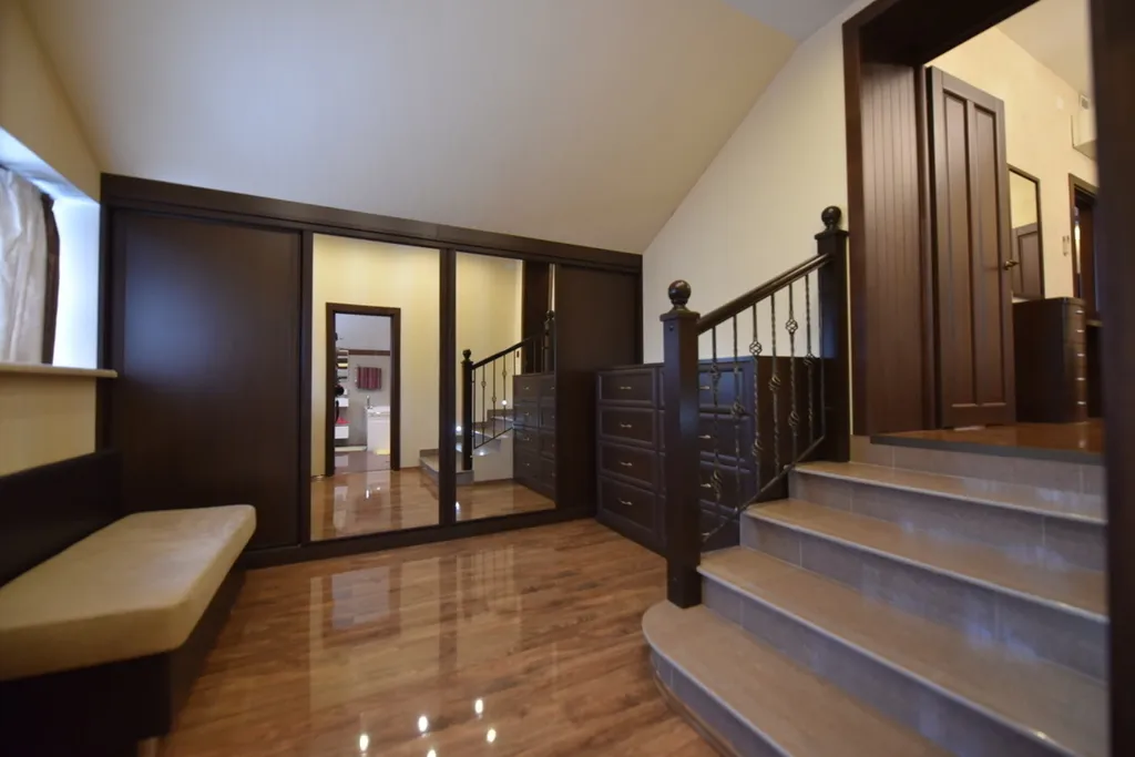 Коттедж 3-х этажный