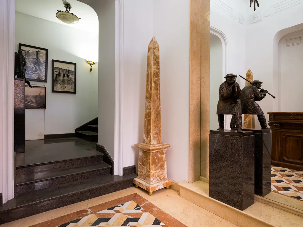 Квартира Квартира аристократа в особняке — Москва