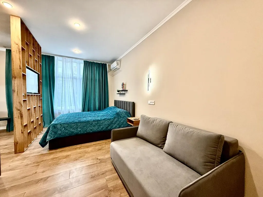 Апартамент в центре Ялты ЖК Арт Ялта