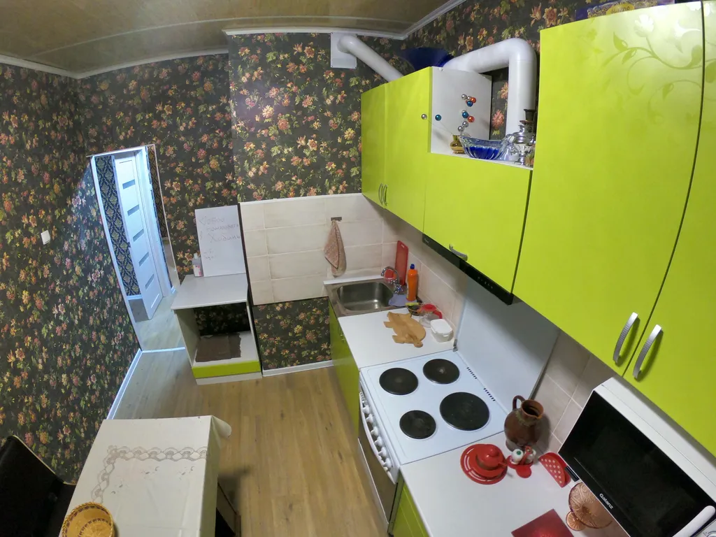 Квартира 2-комнатная Квартира — Кировск