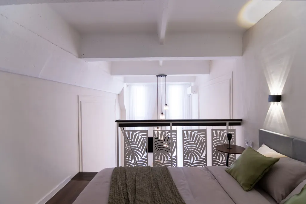 Двухуровневые апартаменты с трендовым ремонтом