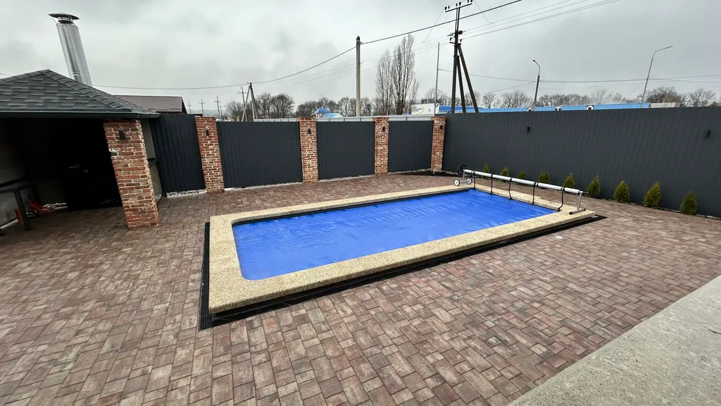 Гостевой дом с подогреваемым бассейном