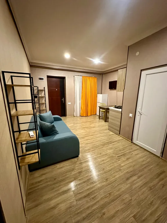 Уютная квартира с двором для хорошего отдыха — аренда посуточно в Тбилиси