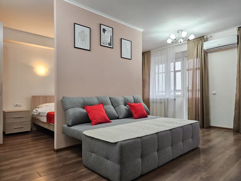 Квартира Просторная уютная студия в центре города — аренда посуточно в Набережные Челны