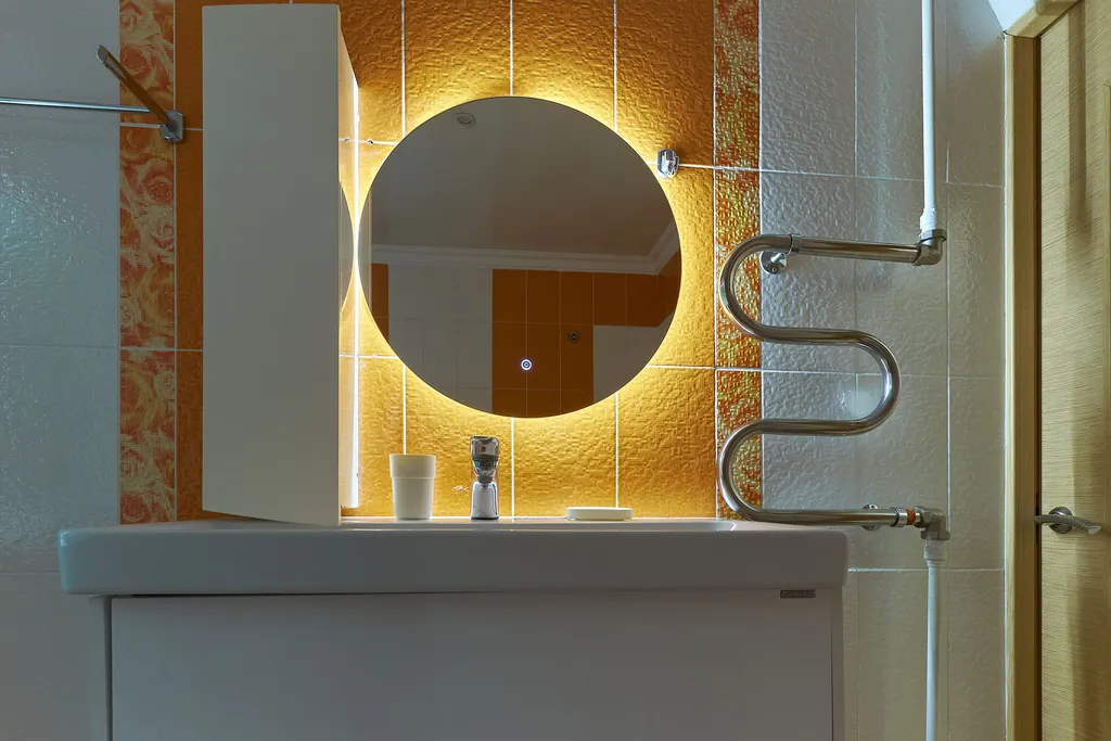 Студия с большой ванной в тихом районе у центра