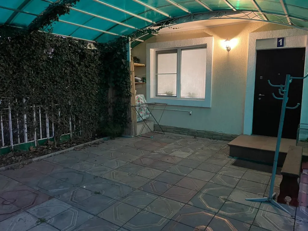 Таунxаус возле песчаного пляжа