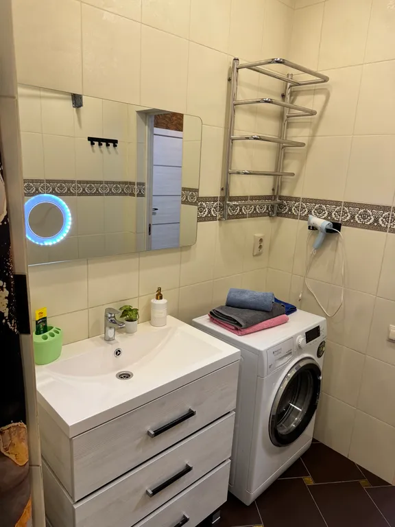 Омск, Кировский у ТЦ Мега