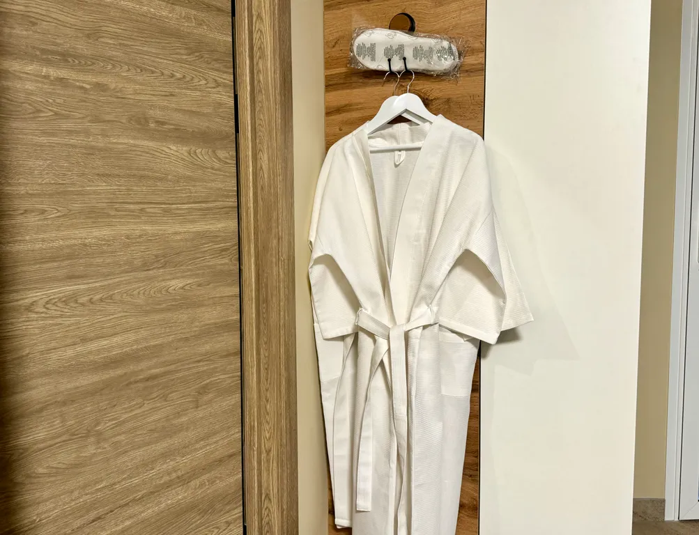 Двухместный улучшенный номер с 1 кроватью (2)