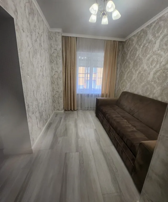 Большой дом с видом на гору