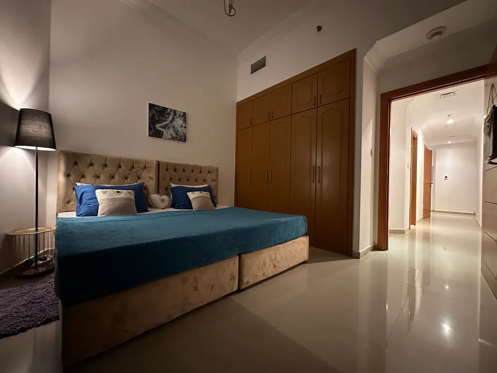 Апартамент с 2 спальнями и прекрасным видом на Марину