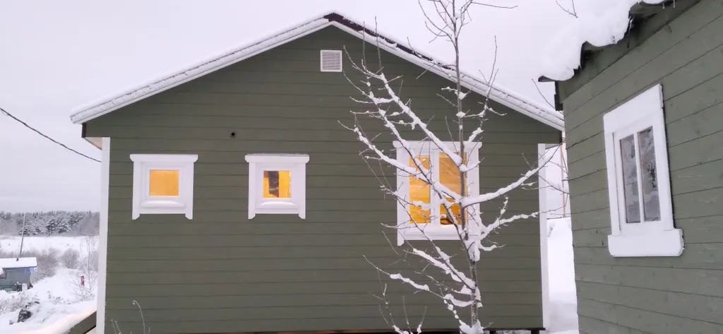 Небольшой дом на острове