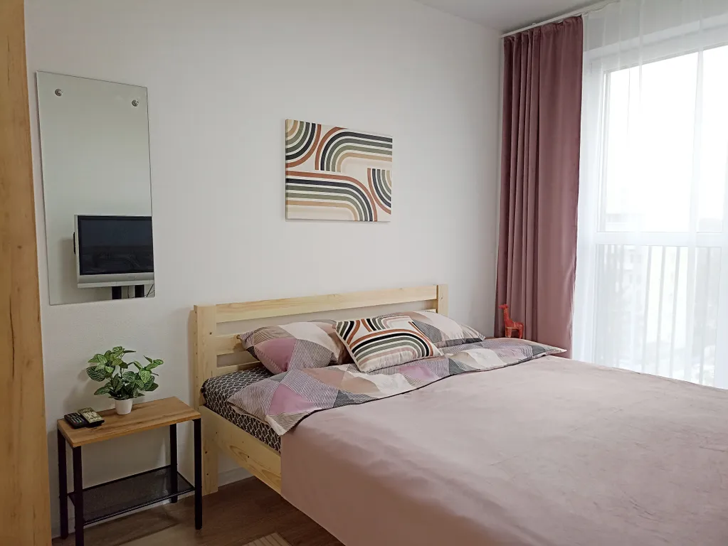 Просторная квартира с 2 спальнями у МРНЦ Цыба и Росатома