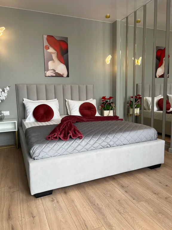 Апартамент с видом на озеро Кубань с джакузи с качелей