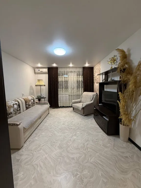 Уютная квартира в центре города с видом на Волгу