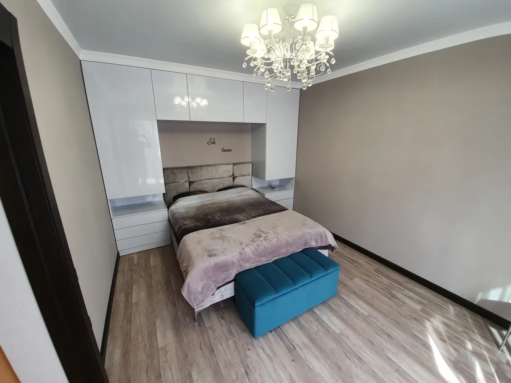 Дом со своим большим двором