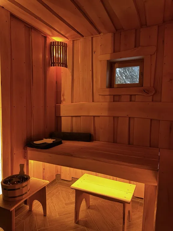 Дом с русской баней на дровах и чаном