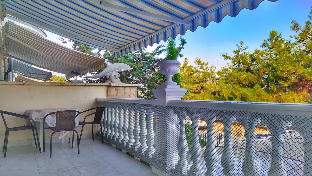 Апартамент на первой линии у самого синего Чёрного моря