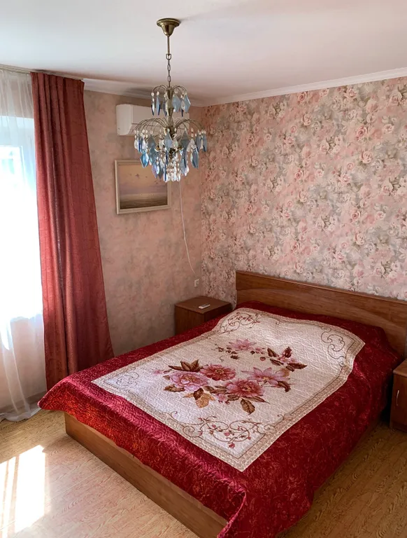 Квартира 3-комнатная Квартира — Лазаревское