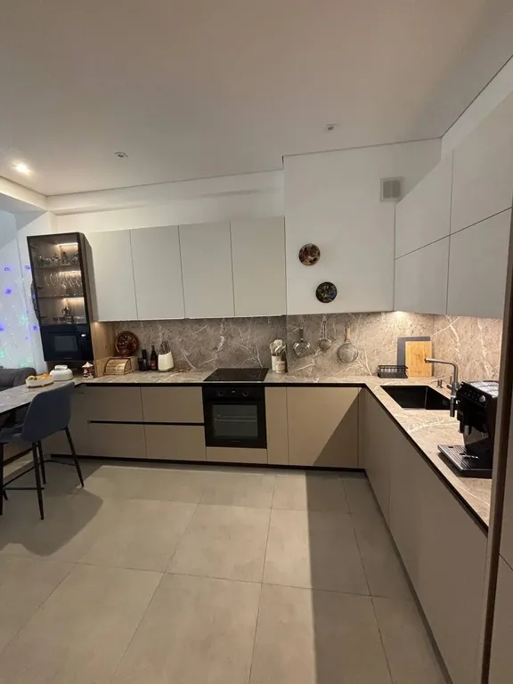 Апартаменты с видом на море с подогреваемым бассейном