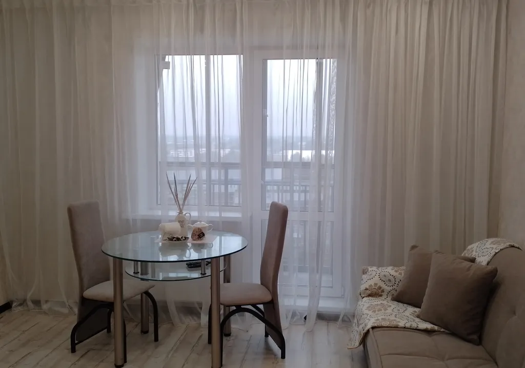 Квартира Уютная студия рядом с аэропортом Толмачево — аренда посуточно в Обь