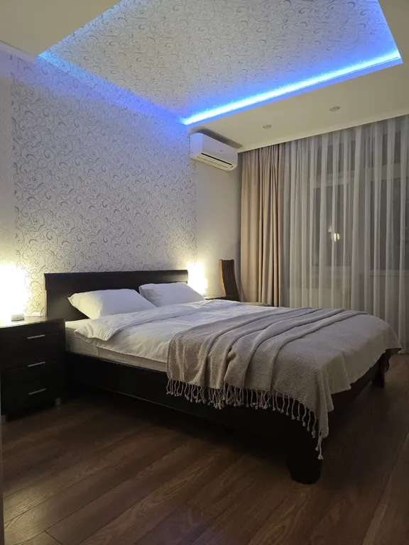 Квартира возле парка "Краснодар" (2-х комнатная)