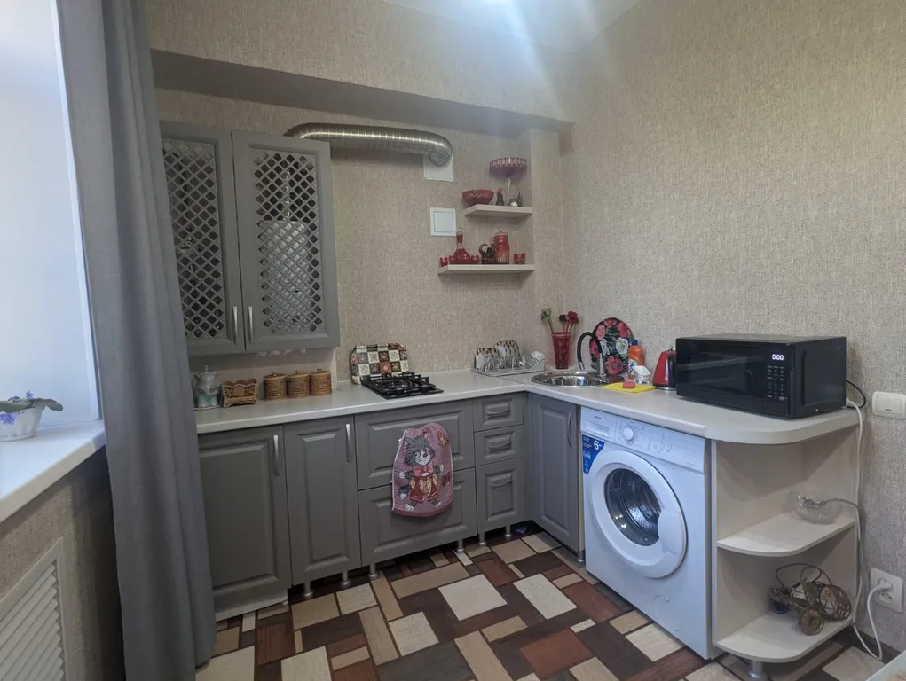 Уютная квартира в самом центре города напротив места основания города