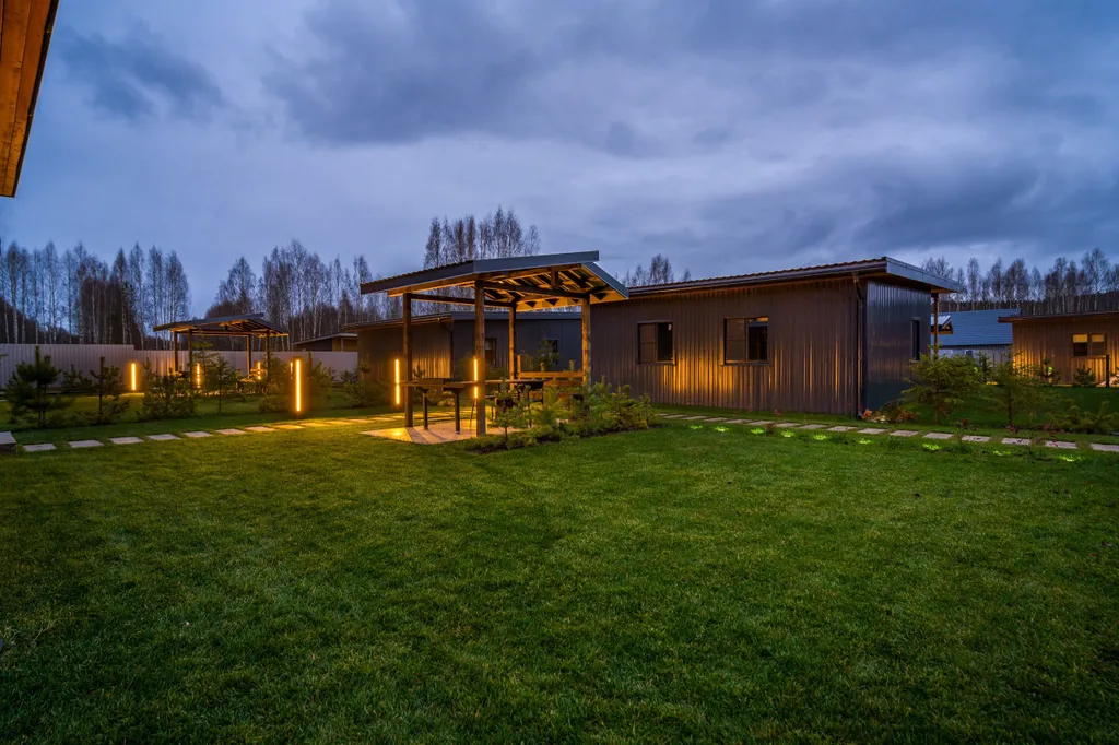 Коттедж Коттедж №1 на 6 человек у Красного озера — Светлое