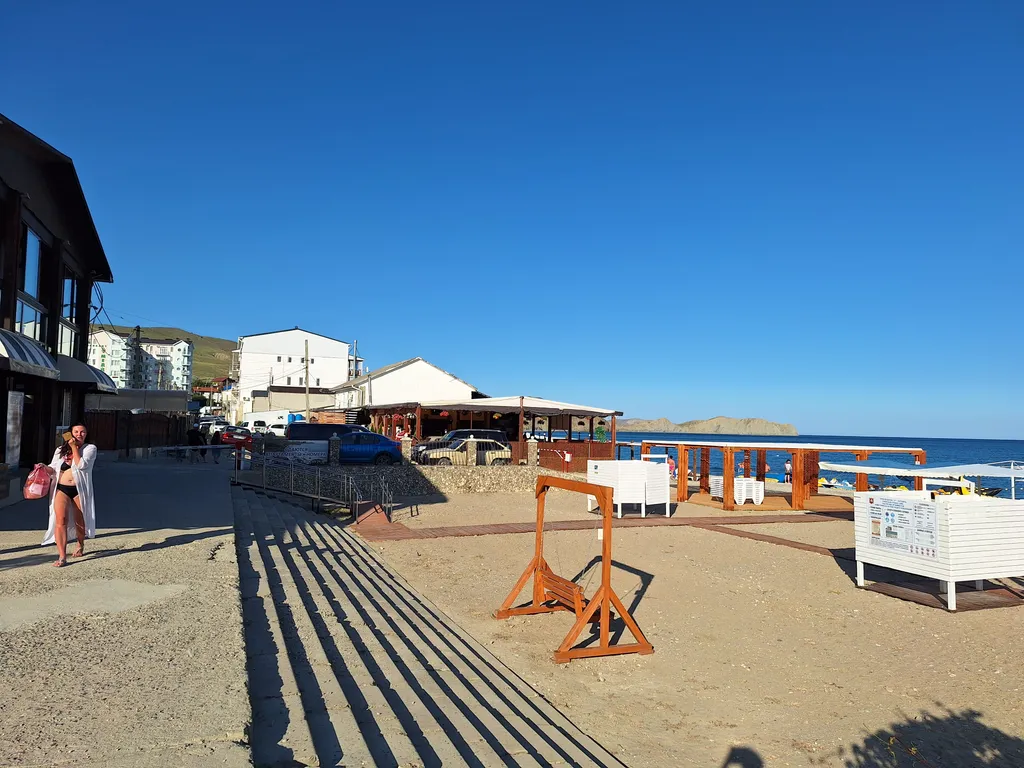 Двухуровневый номер для большой семьи