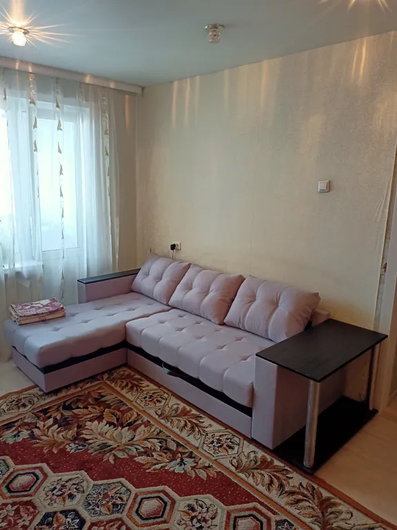 Квартира Двухкомнатная квартира в центре города — Таштагол