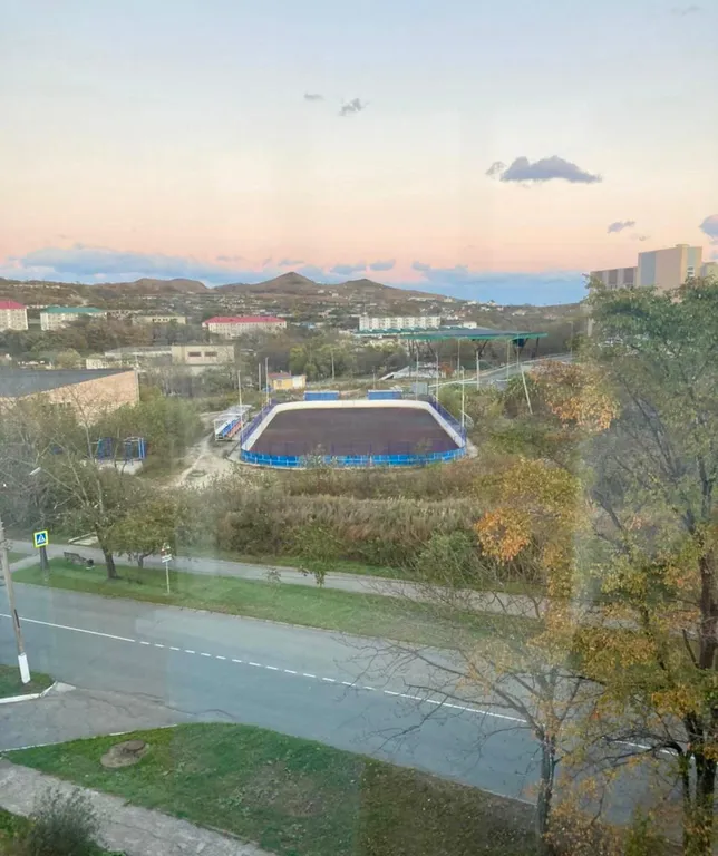 Уютная четырехкомнатная квартира в центре Славянки