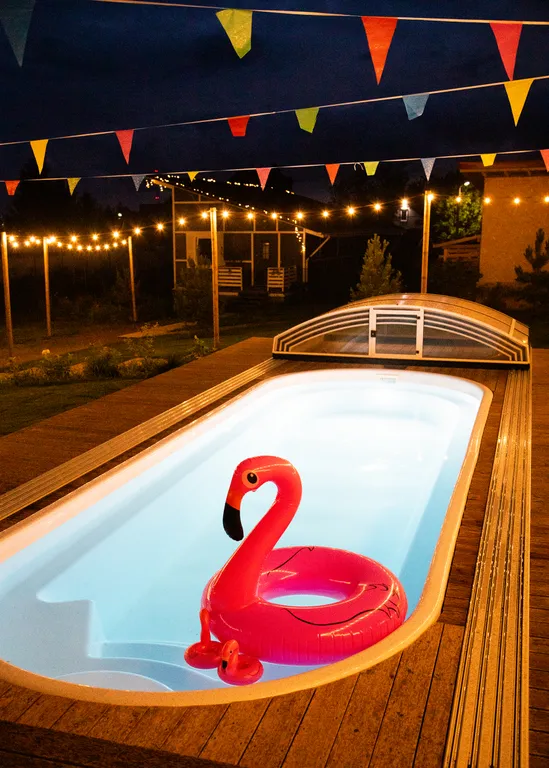 Коттедж Домик в стиле прованс с видом на бассейн — Сойкино