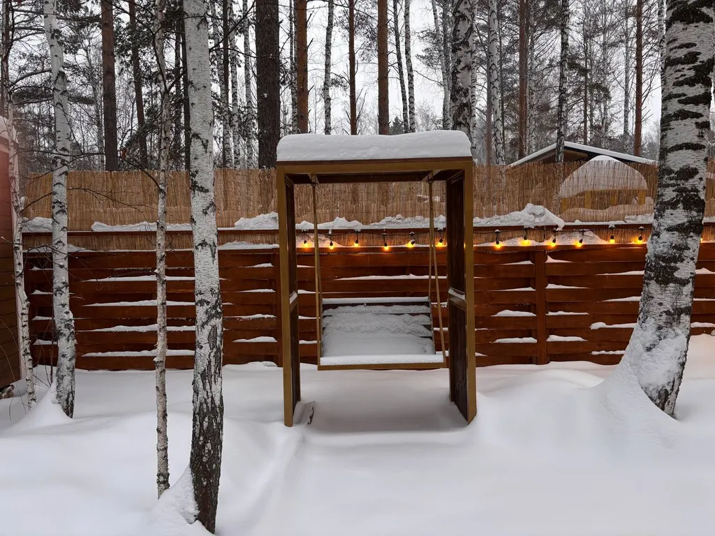 Серый домик