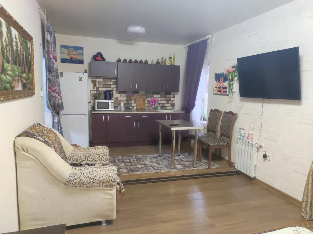 Коттедж Апартаменты в частном доме — Краснодар