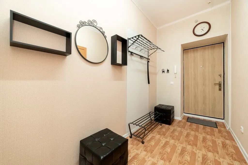 Квартира 1-комнатная большая квартира на против ТРЦ Планета — Красноярск