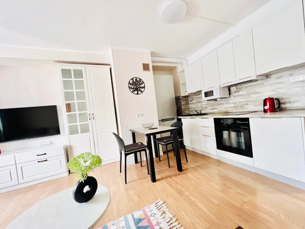 Уютная свежая квартира в центре города