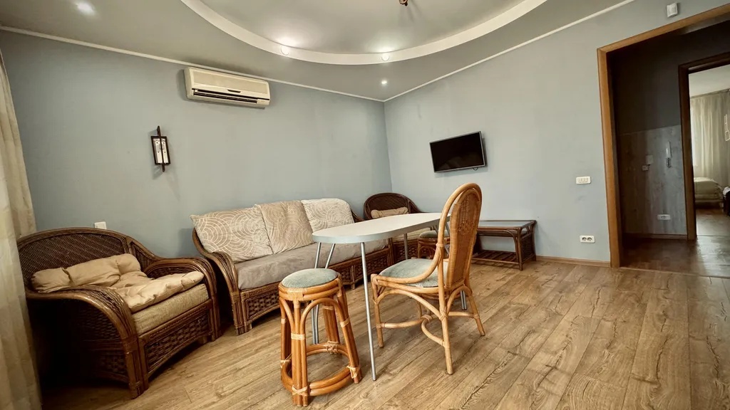 2-комнатная квартира в центре города с сауной и джакузи